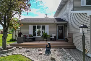 1184 Winterhaven Ln, Crown Point, IN 46307 - Photo 10
