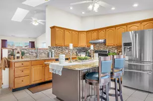 1742 Dogwood Dr, Crown Point, IN 46307 - Photo 10