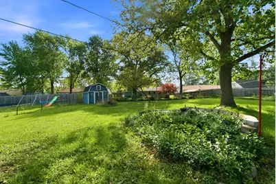 729 Governor Road, Valparaiso, IN 46385 - Photo 22