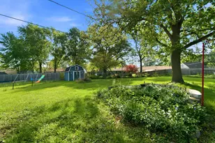 729 Governor Rd, Valparaiso, IN 46385 - Photo 22