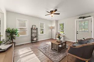 2832 W 41st Ave, Gary, IN 46408 - Photo 4