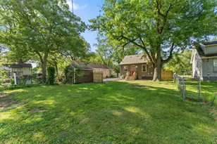2832 W 41st Ave, Gary, IN 46408 - Photo 16