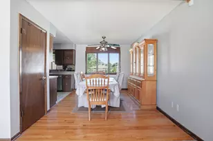 8147 Harrison Ave, Munster, IN 46321 - Photo 6