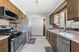 8147 Harrison Ave, Munster, IN 46321 - Photo 8