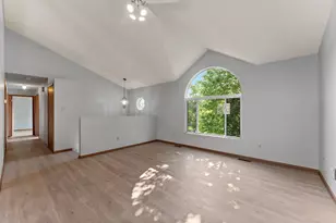 1807 Forest Ln, Crown Point, IN 46307 - Photo 8