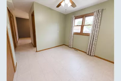 183 S 20th Street, Chesterton, IN 46304 - Photo 6