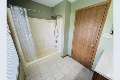183 S 20th Street, Chesterton, IN 46304 - Photo 16