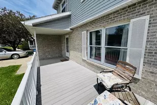 183 S 20th St, Chesterton, IN 46304 - Photo 4