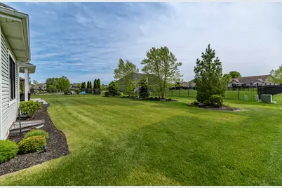 9863 Elle Avenue, Saint John, IN 46373 - Photo 60