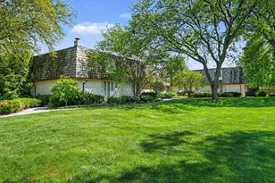 1354 Camellia Dr, Munster, IN 46321 - Photo 20