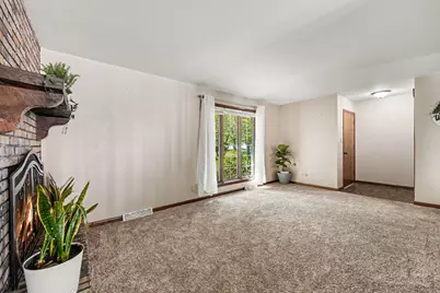 1354 Camellia Drive, Munster, IN 46321 - Photo 6
