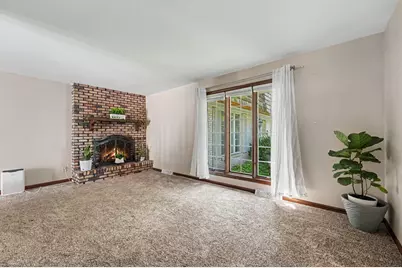 1354 Camellia Drive, Munster, IN 46321 - Photo 4