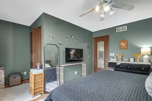 1601 Earthstone Dr, Valparaiso, IN 46383 - Photo 12