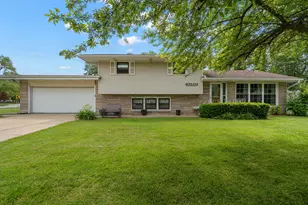3150 Oakwood St, Portage, IN 46368 - Photo 2