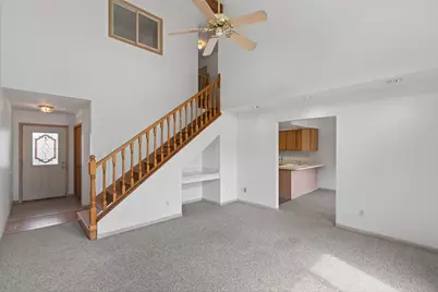 401 Dogwood Court, Hebron, IN 46341 - Photo 4