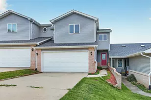 401 Dogwood Ct, Hebron, IN 46341 - Photo 2