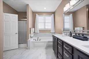 104 Stone Creek Dr, Valparaiso, IN 46383 - Photo 14