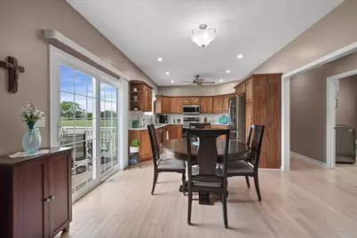 104 Stone Creek Drive, Valparaiso, IN 46383 - Photo 8