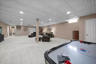 104 Stone Creek Dr, Valparaiso, IN 46383 - Photo 24