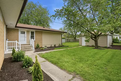 3116 Garfield Avenue, Highland, IN 46322 - Photo 2
