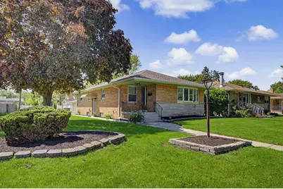 7426 Park Place, Hammond, IN 46324 - Photo 1