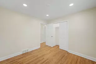 7426 Park Pl, Hammond, IN 46324 - Photo 12