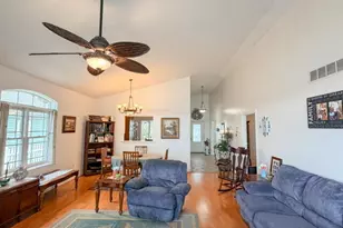 510 Closser Ave, La Porte, IN 46350 - Photo 10