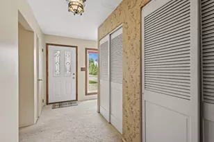 406 Princeton Ln, Logansport, IN 46947 - Photo 4