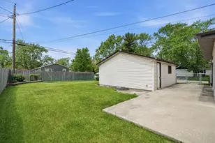 340 Midway Dr, Valparaiso, IN 46385 - Photo 22