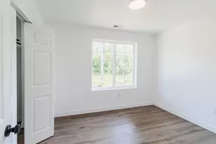 5608 E 10th Ave, Gary, IN 46403 - Photo 24