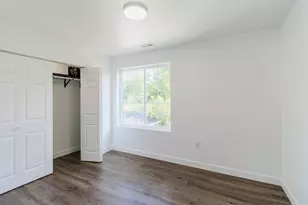5608 E 10th Ave, Gary, IN 46403 - Photo 26