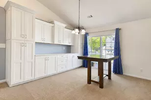 3219 Milestone Creek Ct, Valparaiso, IN 46385 - Photo 16