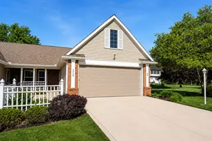 3219 Milestone Creek Ct, Valparaiso, IN 46385 - Photo 2