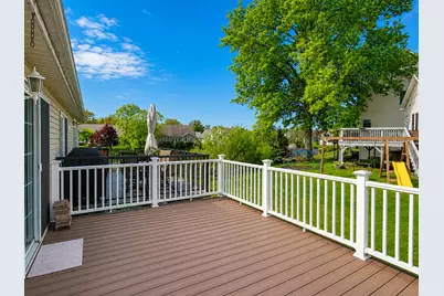 3219 Milestone Creek Court, Valparaiso, IN 46385 - Photo 4