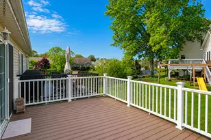 3219 Milestone Creek Ct, Valparaiso, IN 46385 - Photo 4
