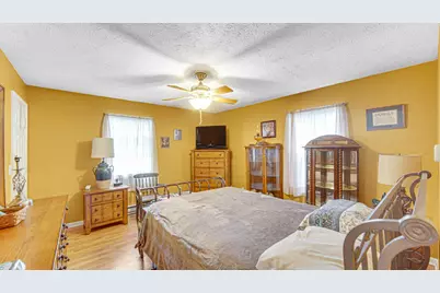 203 E Jefferson Street, Westville, IN 46391 - Photo 2