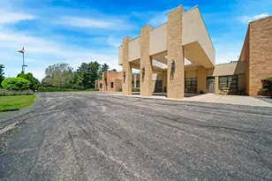 1933 E 800 N, La Porte, IN 46350 - Photo 2