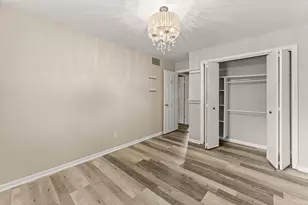 9138 Southmoor Ave, Highland, IN 46322 - Photo 14