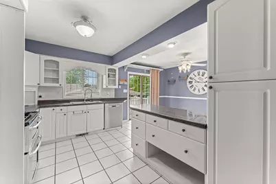 9138 Southmoor Avenue, Highland, IN 46322 - Photo 8