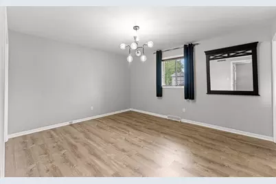 9138 Southmoor Avenue, Highland, IN 46322 - Photo 10