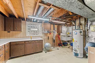 9138 Southmoor Ave, Highland, IN 46322 - Photo 26