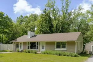 510 E Oak Hill Rd, Westchester Township, IN 46304 - Photo 2