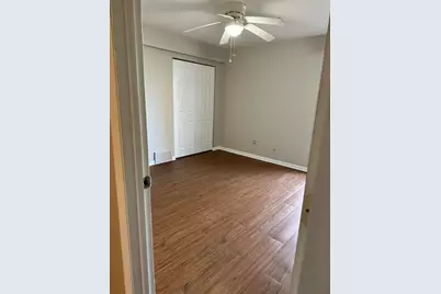 405 Old Stone Road #E2, Munster, IN 46321 - Photo 16