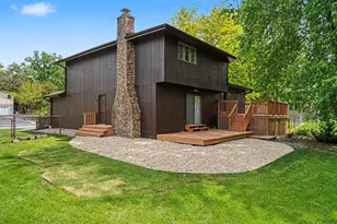 9792 W Oakridge Dr, Saint John, IN 46373 - Photo 24