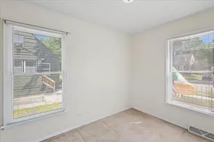 7126 Montana Ave, Hammond, IN 46323 - Photo 14