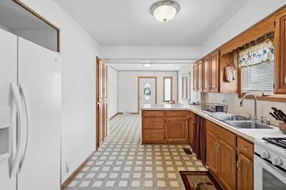 7126 Montana Avenue, Hammond, IN 46323 - Photo 10