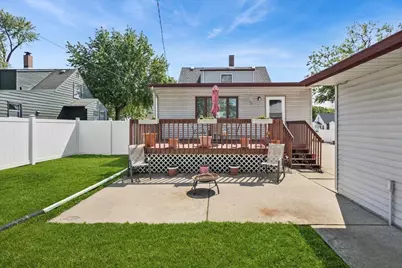 7126 Montana Avenue, Hammond, IN 46323 - Photo 8