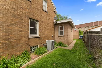 237 Hollywood Avenue, Munster, IN 46321 - Photo 18