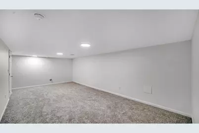4820 E 26th Avenue, Lake Station, IN 46405 - Photo 20