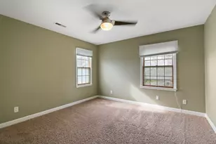 366 Devon Ct, Valparaiso, IN 46385 - Photo 20